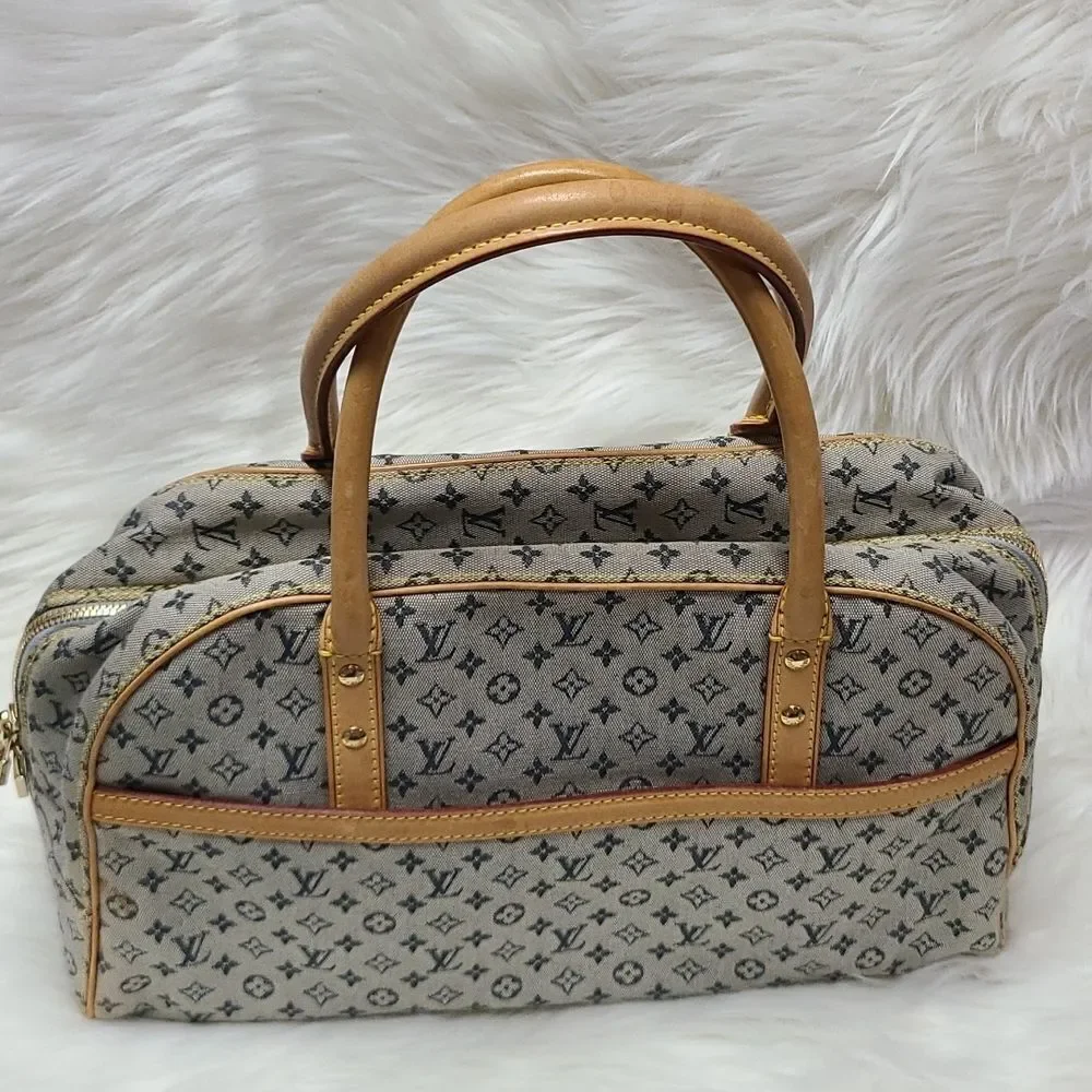 💯 Authentic Louis Vuitton Mini Lin Handbag🍀